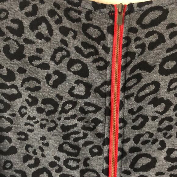 Banana Republic Leopard  Print With Exposed Red Zipper Dress - Picture 6 of 8